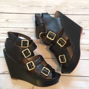 Cynthia Vincent black leather wedge sandals sz 9.5